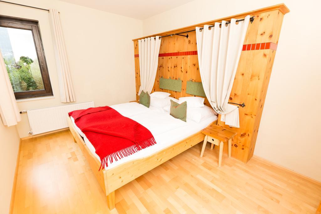 Ortners Mauerwirt - Leistbarer Luxus Apartment บาด ไคลน์เคิร์ชไฮม์ ภายนอก รูปภาพ
