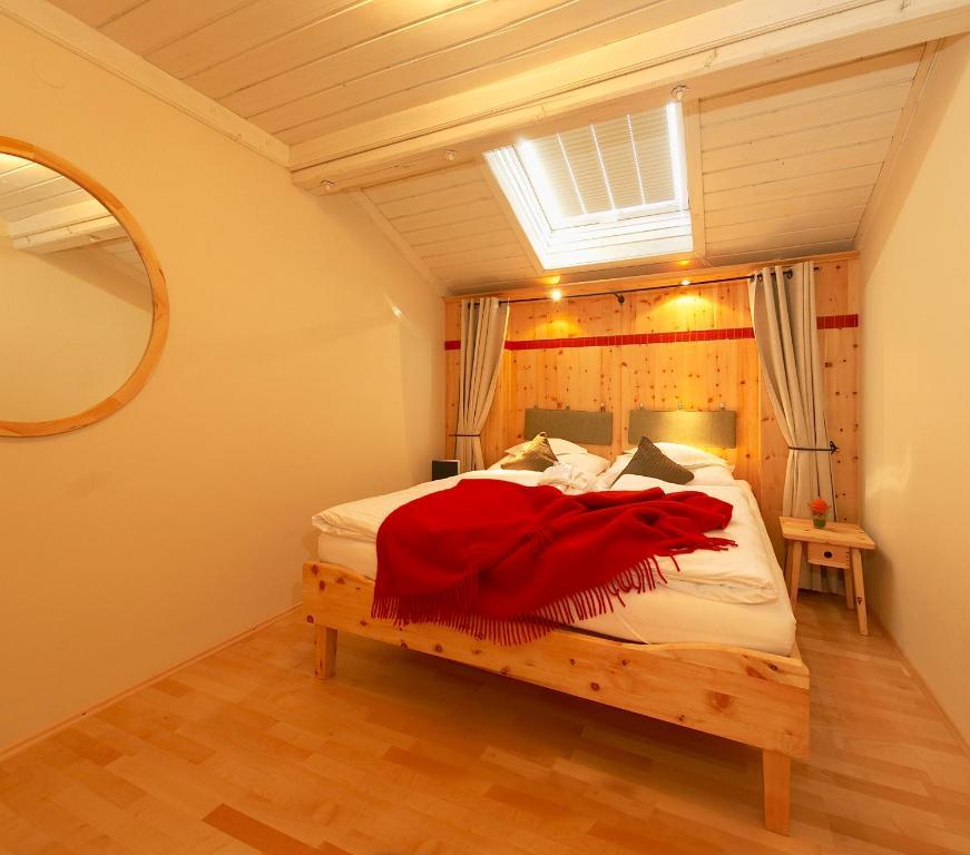 Ortners Mauerwirt - Leistbarer Luxus Apartment บาด ไคลน์เคิร์ชไฮม์ ภายนอก รูปภาพ